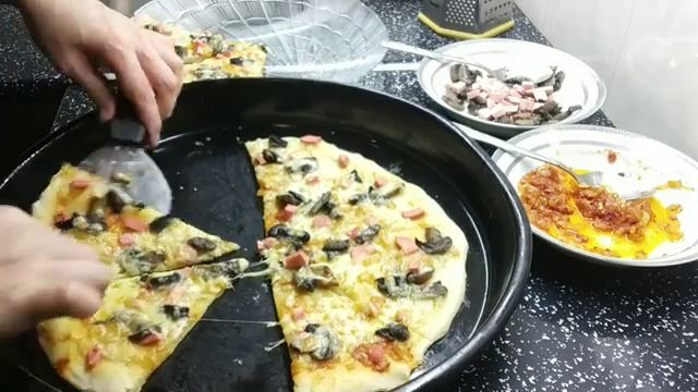 влог:пицца из ничего/скоро открою секрет/шью костюм/ смотреть онлайн
