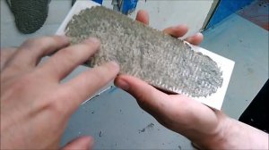 Как держится плитка на гипсовой штукатурке? Реальный тест