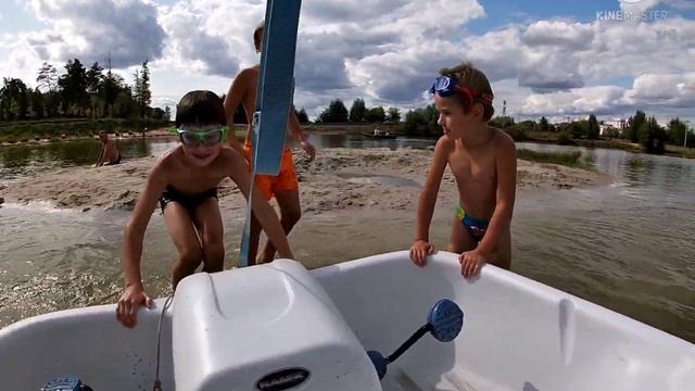 Езда на катамаранах в глубоком озере.?☠️?? смотреть онлайн