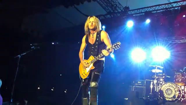 Whitesnake - Doug Aldrich Solo Spot - Kerkrade July 16th 2011 смотреть онлайн
