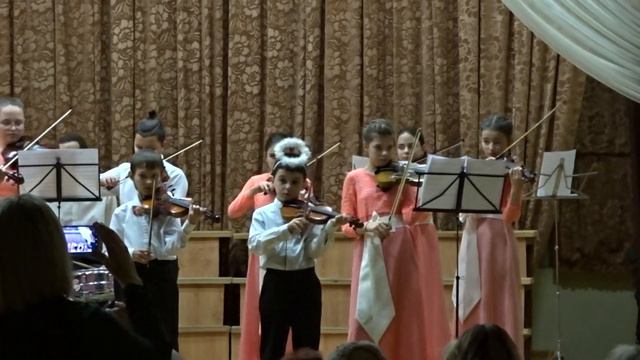 2018 - Святковий концерт 3 - 01 - Ансамбль скрипалів - Щедрик, Леонтович