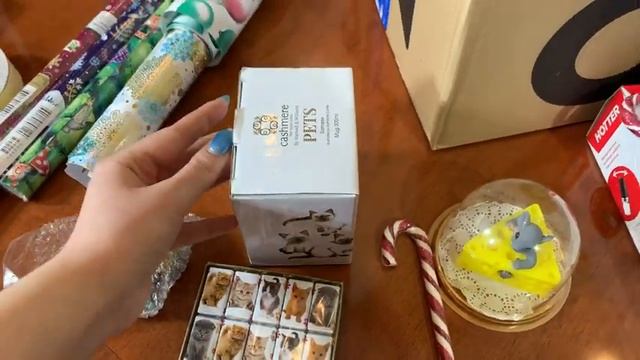 Что я подарила родственникам на Новый год // Новогодние подарки смотреть онлайн