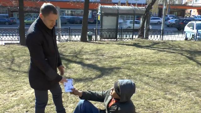 Алексей Максимов оказал юридическую помощь бездомным