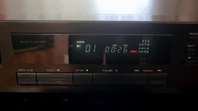 rotel RCD 930AX CD player смотреть онлайн