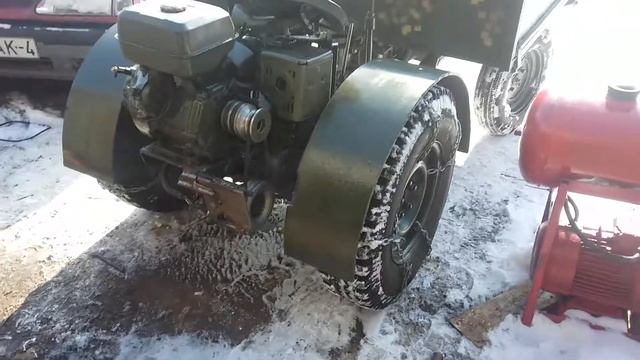 Самодельный трактор с самосвальным кузовом..мерзавчик..отДигриз запуск гидравлики. смотреть онлайн
