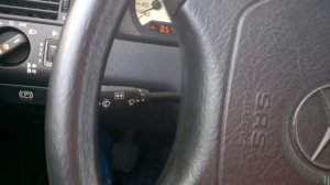 Странный звук при повороте руля w202