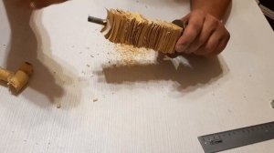 Как набрать берестяной брикет для рукояти ножа. Дедовский способ  без капли клея.