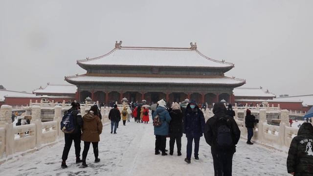 [4K] Amazing walking tour to Forbidden City with heavy snow 大雪下的故宫之旅 смотреть онлайн