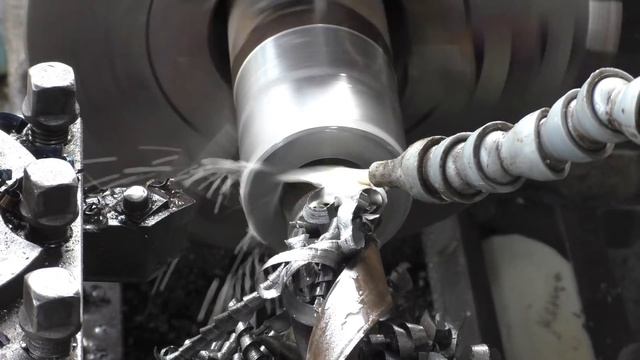 Гайки для крышки бензобака. Токарка смотреть онлайн