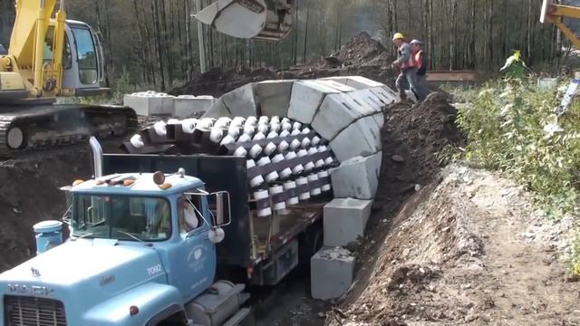 Удивительные машины монстры Тяжелая техника мира 2017 смотреть онлайн