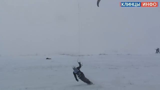 Сноукайтинг в Брянской области набирает популярность смотреть онлайн