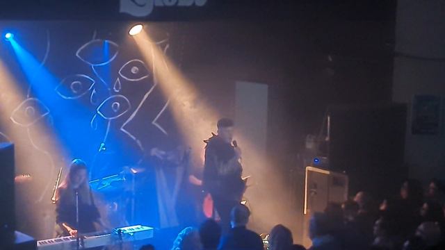 Patrick Wolf - Enter the Day 19/04/23 Cardiff Globe - Moonbow tour live 2023 смотреть онлайн