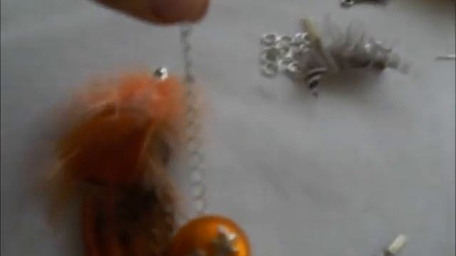 Fantasy Look: как сделать серьги с перьями смотреть онлайн