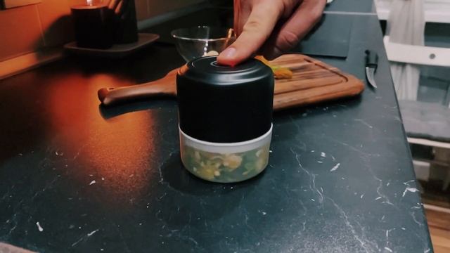 Портативная мельница-блендер для овощей и специй смотреть онлайн