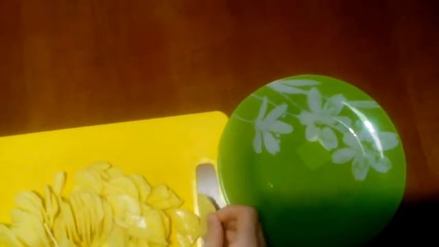 DIY как сделать очень вкусные чипсы за 7 минут?! смотреть онлайн