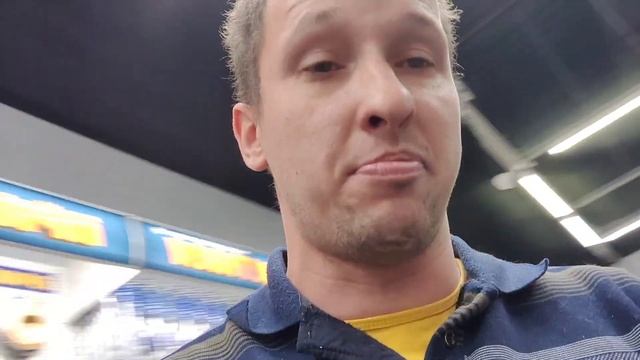 Дима в больнице без папы. Подарил маме строительный пылесос! 3.12.22 смотреть онлайн