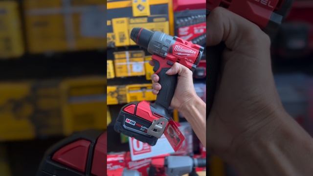 khoan Milwaukee 2904 chỉ cần 1500k nhận máy #khoanpin #pin #milwaukee смотреть онлайн