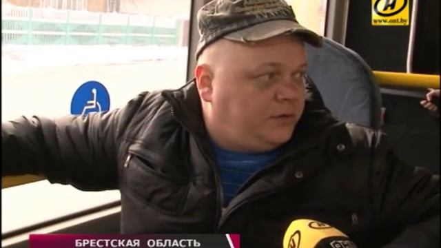 Первый автобус с откидным пандусом появился в Барановичах смотреть онлайн