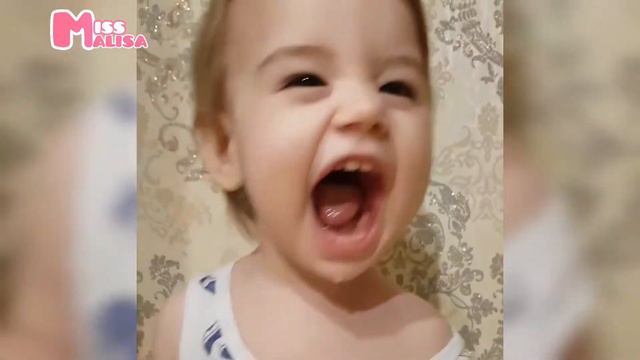 С Днём Рождения Малиса ! Счастливого детства тебе наше солнышко ! 🎂🎁🎈❤ смотреть онлайн