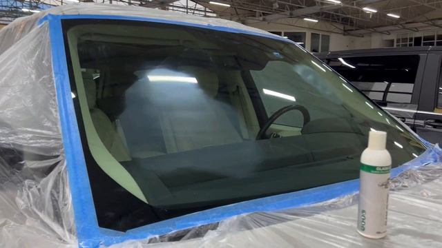 Ремонт, полировка автомобильных стёкол на примере Range Rоver смотреть онлайн