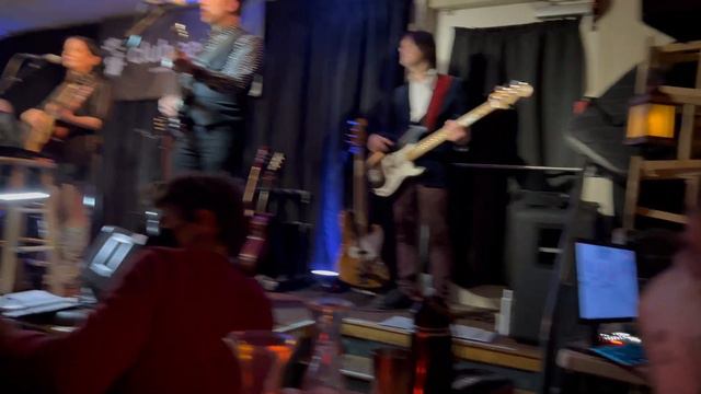 Lori McKenna Crowded Table Live Club Passim Cambridge MA 12/18/22 смотреть онлайн