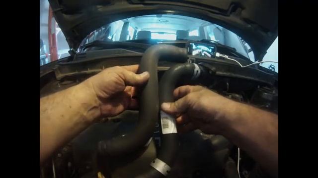 2006 Scion XB Thermostat and Coolant Temperature Sensor Replacement смотреть онлайн