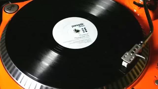 Michael Burns pres. Panoptic - Surface смотреть онлайн