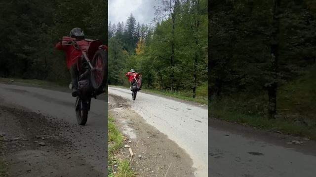 Стант на мотику від enduro_diniska на CRDX 200/skybike crdx 200/црдх 200 смотреть онлайн