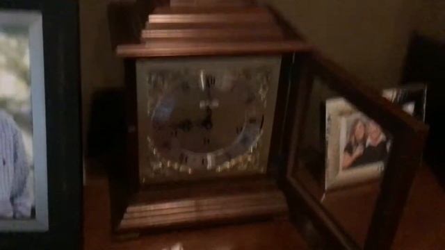 My Uncle Joe's 1984 Seth Thomas Legacy Mantle Clock Fixed, And Alive The Second Time Chiming смотреть онлайн