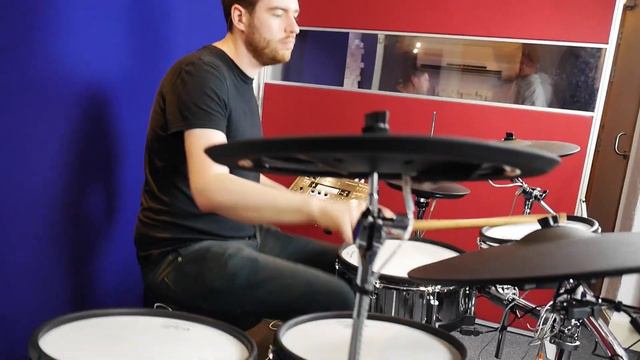 Toontrack Superior Drummer 3 - playing Classic Rock on the Roland TD50-KV e-kit смотреть онлайн