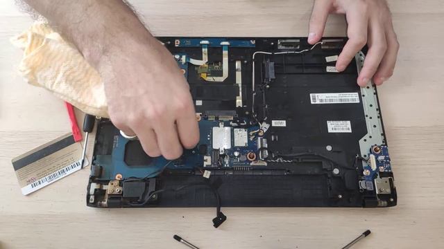Samsung ATIV Book NP270E5E Termal Macun Yenileme ??
