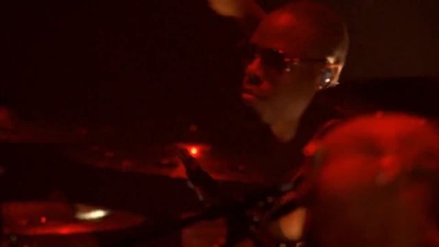 Rihanna - Man Down - LIVE Loud Tour HD 60 FPS смотреть онлайн