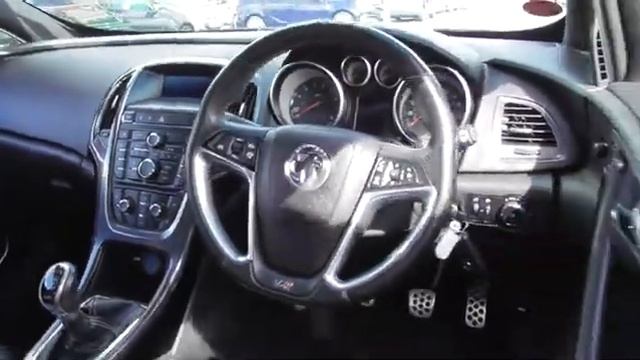 Vauxhall ASTRA GTC 2.0T 16V VXR 3dr U36389 смотреть онлайн