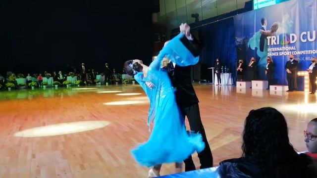 "TRIAD CUP-2021" Презентация Юниоры 2. Медленный вальс. 10.10.2021 смотреть онлайн