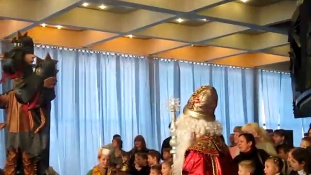 Веселье новогоднее шуточная смотреть онлайн