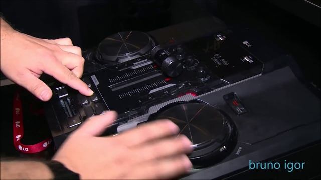 CM9960 LG XBOOM CES 2016 смотреть онлайн