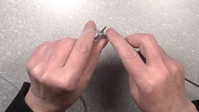 Как провязать из одной петли три. Вязание для начинающих смотреть онлайн