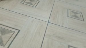 Напольная плитка в Леруа Мерлен.