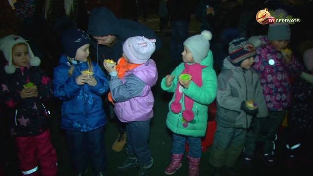 В поселках и селах округа проходят новогодние представления у елки смотреть онлайн