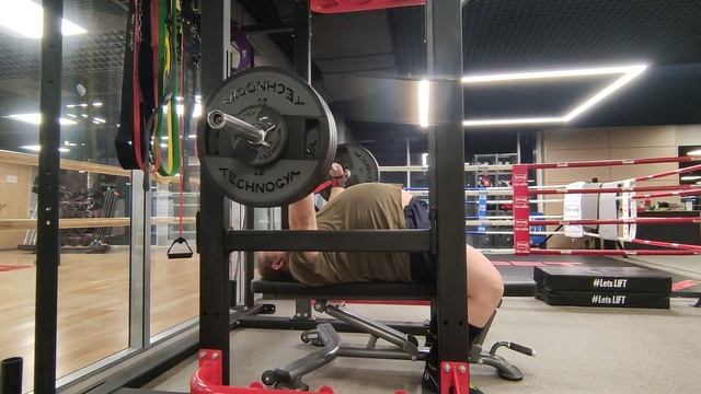 Жим лежа средним хватом 2*2 – 145 смотреть онлайн