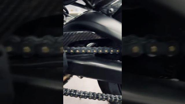 Yamaha XSR 900 Custom Street Fighter Neo Retro Carbon Akrapovic смотреть онлайн
