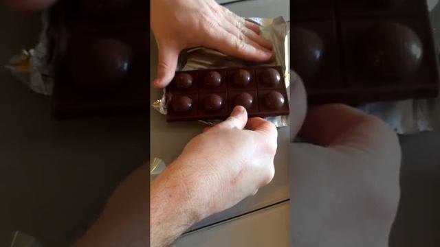 Прикольный шоколад Mozart (Моцарт) из Австрии смотреть онлайн