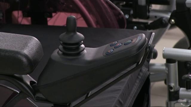 Инвалид - не инвалид! Люди так не делятся!