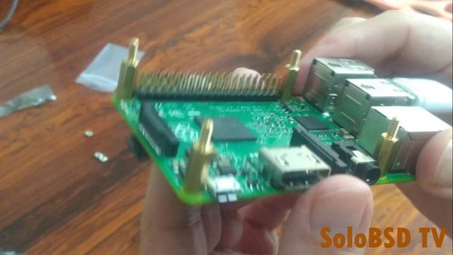 PiFi DAC+ v2.0 en la Raspberry Pi 2 Model B. смотреть онлайн