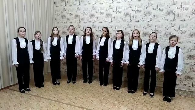 Вокальный ансамбль "Капельки" (младший состав) МБУДО "Центр развития детей и молодёжи" г. Грязовец смотреть онлайн