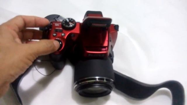 Camera Superzoom Fujifilm S8200 смотреть онлайн