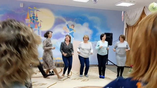 Психологическая игра "Старшая обезьяна" смотреть онлайн
