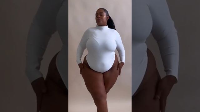 Daniellathecreator facebook Star | Beautiful American Plus Size Curvy ModeI | Bio Wiki смотреть онлайн