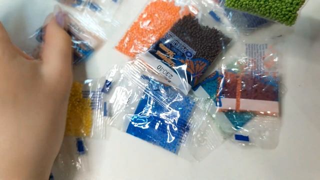 Купила бисер! Обзор 29 Цветов // Китайский VS Чешский смотреть онлайн