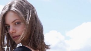 Sharapov - Make Me Forget You.mp4